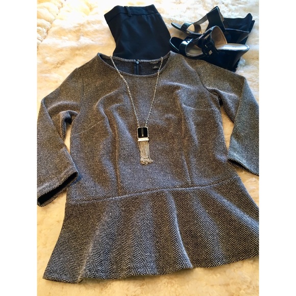 Ann Taylor Tops - Ann Taylor herringbone 3/4 sleeve peplum top